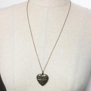 Heart Locket Neclace, Vintage Brass Filigree Heart..